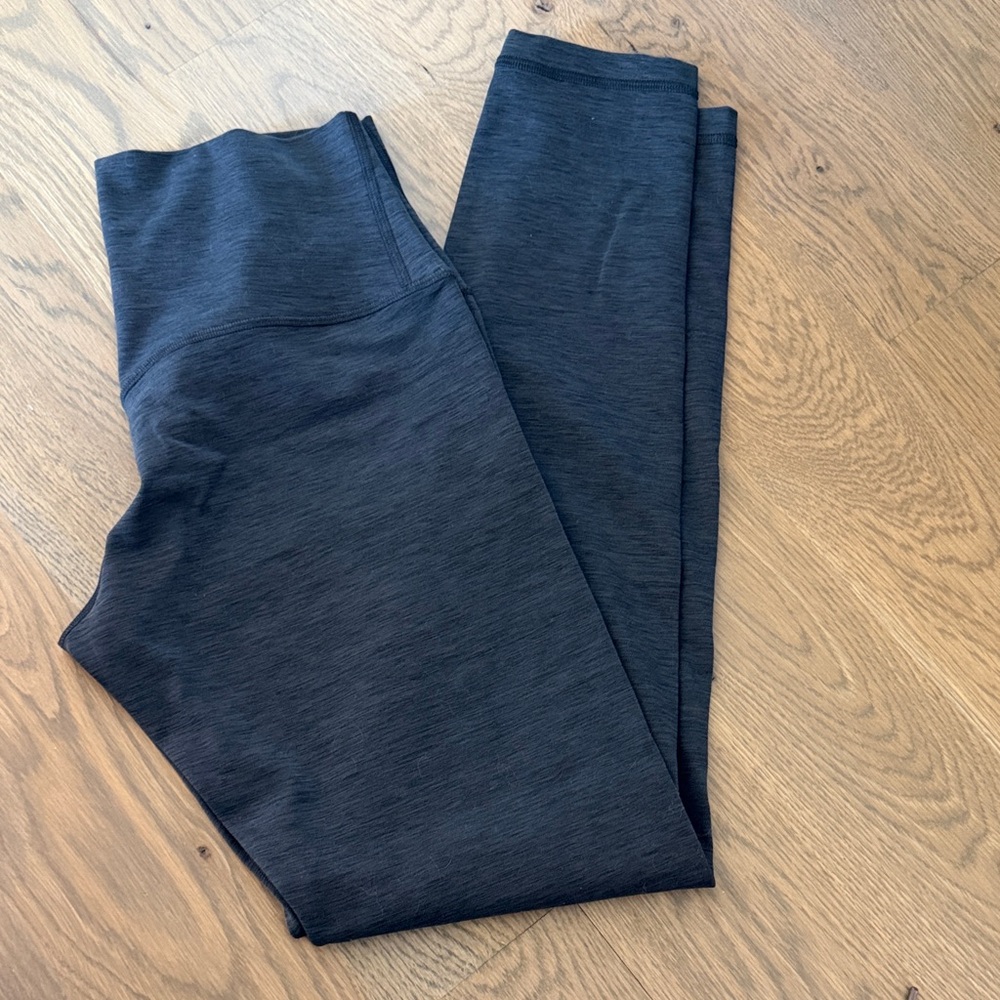Women’s Aritzia GOLDEN Performance Leggings Pants - dark gray